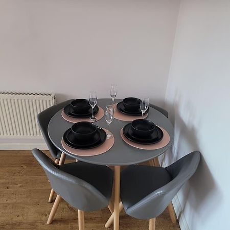 2 Bedroom End Of Terrace House Wellington  Zewnętrze zdjęcie