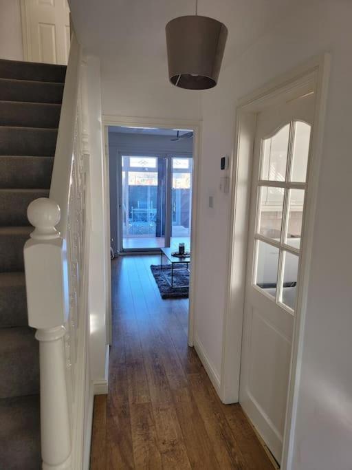 2 Bedroom End Of Terrace House Wellington  Zewnętrze zdjęcie